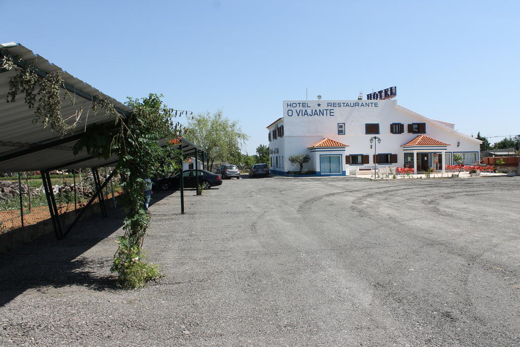 "O Viajante" Low Cost Hotel Estremoz Dış mekan fotoğraf