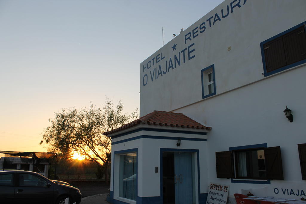 "O Viajante" Low Cost Hotel Estremoz Dış mekan fotoğraf