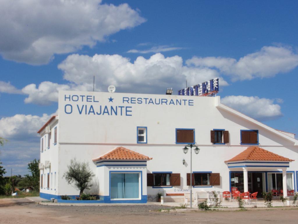 "O Viajante" Low Cost Hotel Estremoz Dış mekan fotoğraf
